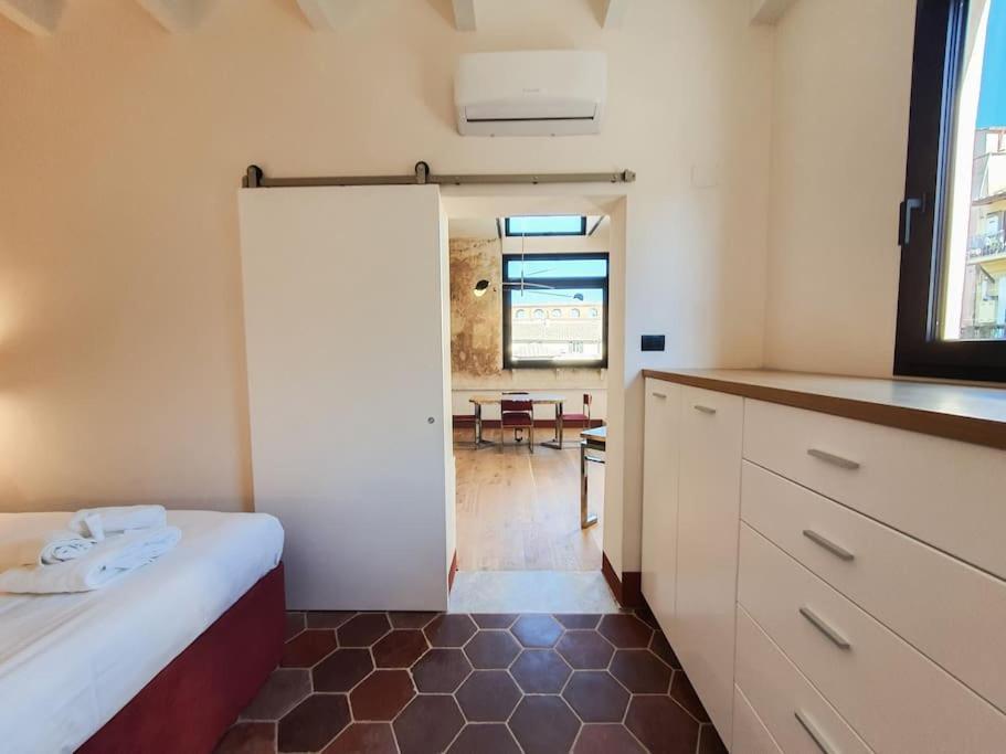 Boutique Penthouse With Terrace, Spanish Steps *